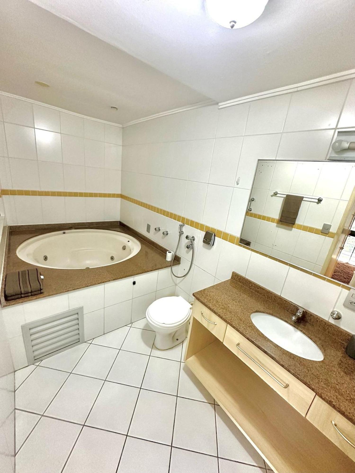 Villa Saint Sebastian Flat 603- Com Hidro! Ate 3 Pessoas, Duplex, No Centro Jaraguá do Sul Esterno foto
